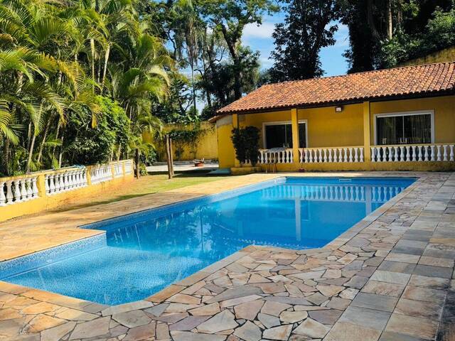 #100 - Casa para Venda em Atibaia - SP - 1